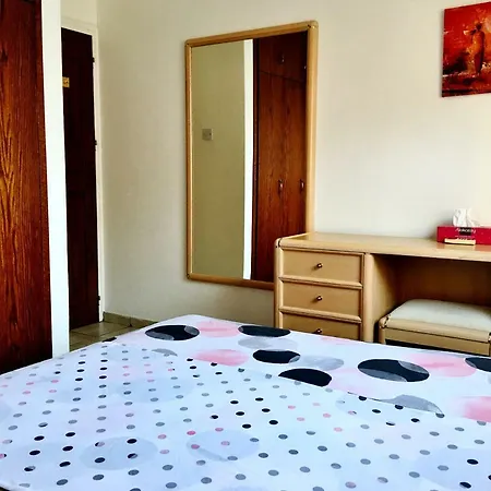 First Line Spacious House / 20m To The Beach! Holiday home *